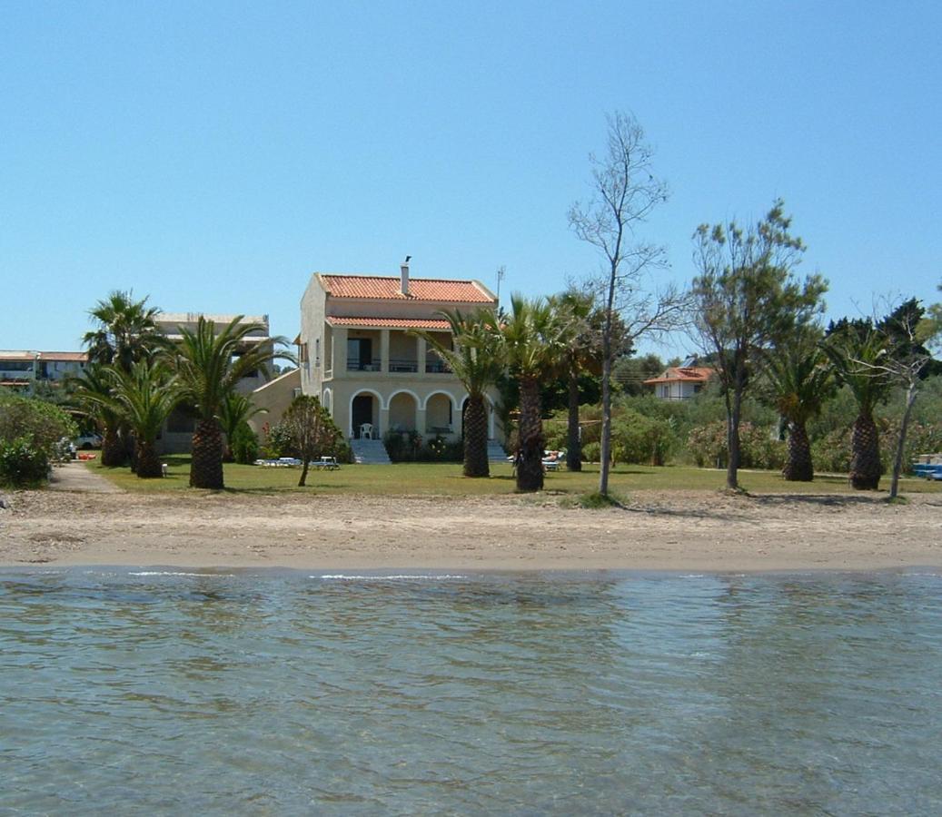 קאבוס Irini Apartments And Studios מראה חיצוני תמונה